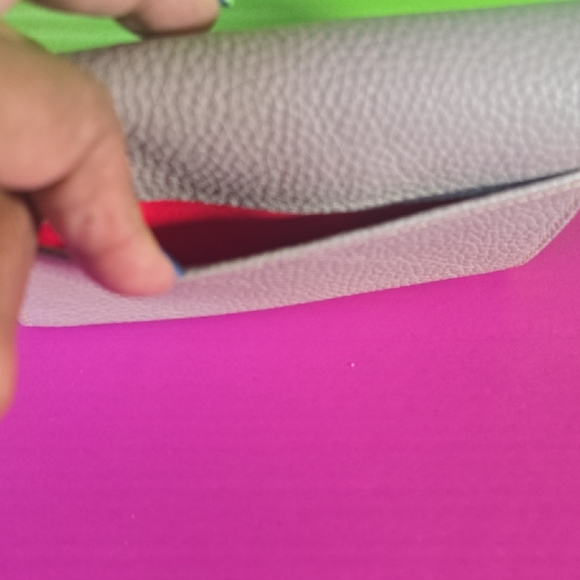 Lucca Leather Flap Dooney & Bourke Tan Leather Wallet - Picture 7 of 7